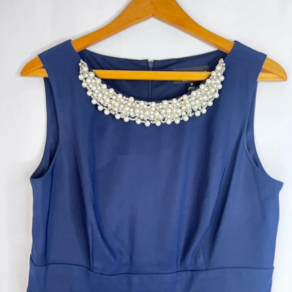 Connected Apparel Navy Blue‎ Sleeveless Pearl Necklace Sheath Dress Size 10